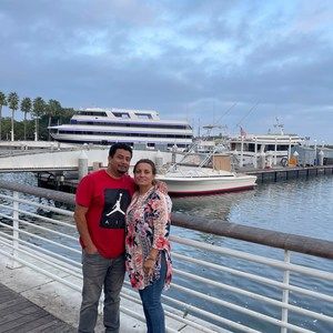 Meet your Posher, Elia